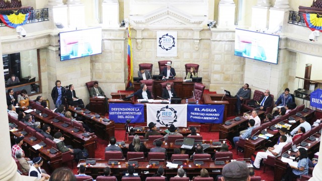  ¡Agua! Un derecho para la vida y la paz, dice Ángela Robledo