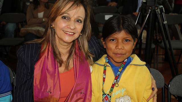  Total rechazo a la violencia contra niños, niñas y adolescentes: Ángela Robledo